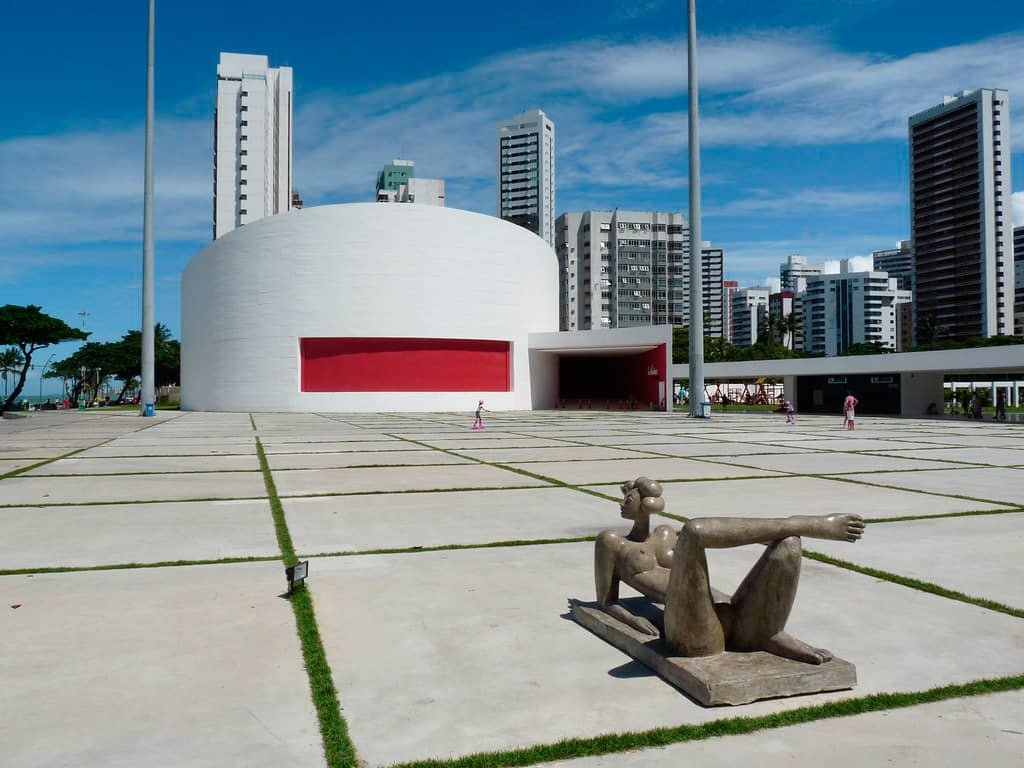 Galeria Janete Costa, Parque Dona Lindu